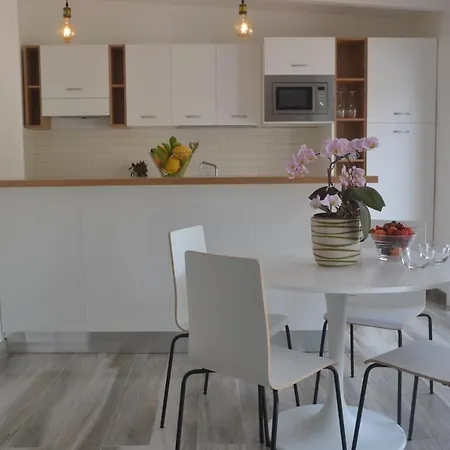 Lungomare 2 Appartement *